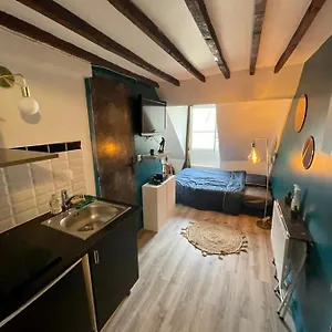 Rue Du Faubourg Poissonniere Apartamento París